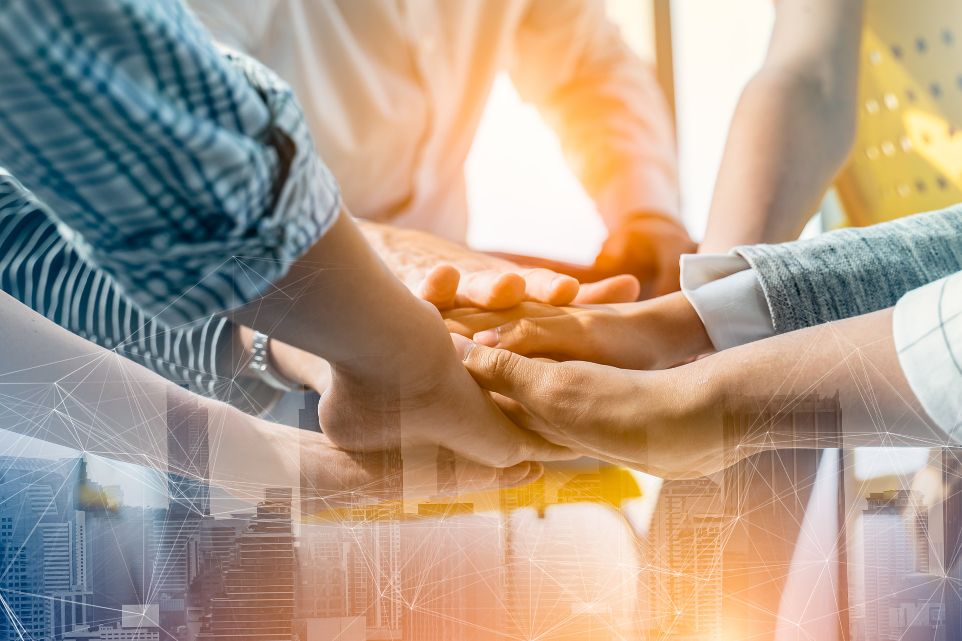 クラウドファンディング事業